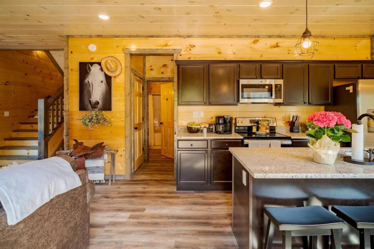 Barrstone Ranch Sevierville Exterior photo
